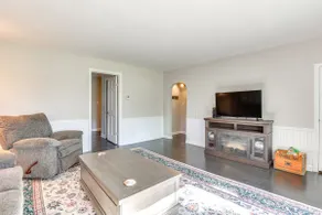 Large Yard & Fire Pit: Pet-friendly Ravenna Home! - Image 4