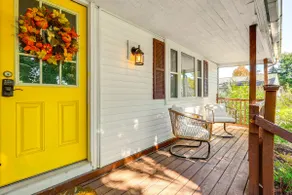 Large Yard & Fire Pit: Pet-friendly Ravenna Home! - Image 3