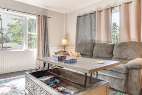 Large Yard & Fire Pit: Pet-friendly Ravenna Home! - Image 5