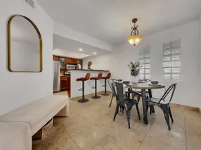 Resort-Like Home in Paradise - Image 4
