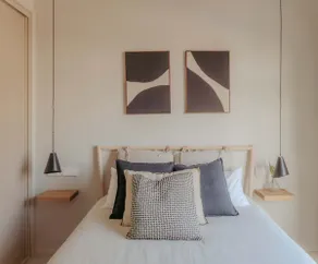 Centrally-located designer apartment - Image 4