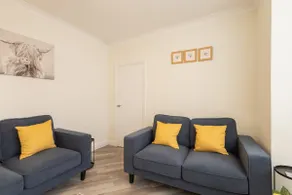 Host & Stay - Seascape - Image 5