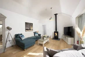 Whitewood - Image 2