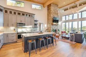 Modern Mtn Cabin w/ Deck & Views in Blue Ridge! - Image 5
