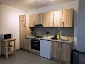 Apt 50m2, Lumineux, Free Parking - Image 3