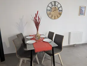 Apt 50m2, Lumineux, Free Parking - Image 4