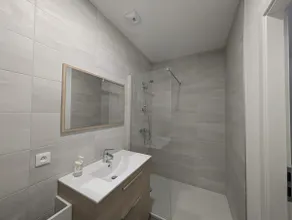 Apt 50m2, Lumineux, Free Parking - Image 5