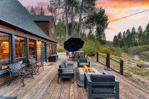 Riversong Lodge by AvantStay - Image 3