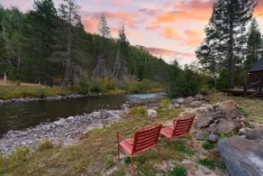 Riversong Lodge by AvantStay - Image 4