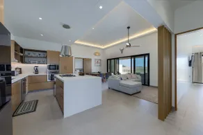 Luxury Villa With Pool - Image 4