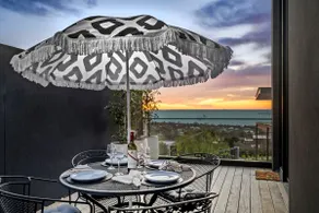 OMG VIEWS! Your Incredible Beach Escape Awaits! - Image 5