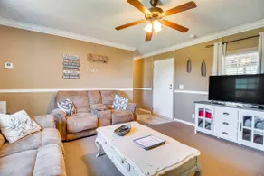 Lake-view Getaway w/ Grill in Mountain Home! - Image 4