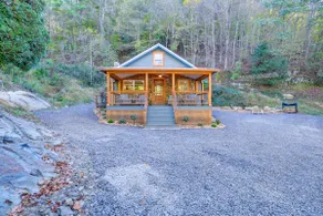 Mountain Haven: Little House on Big Horse Creek - Image 2