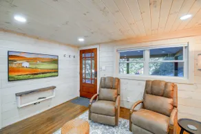 Mountain Haven: Little House on Big Horse Creek - Image 5