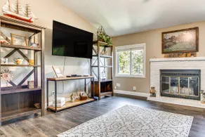 Bloomington & Indy Area Gem: Near Attractions! - Image 3