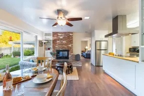 East Valley Manor by Avantstay Minutes to the Beach - Image 3