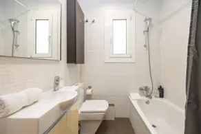 Awesome Apartment near to Camp Nou - Image 5