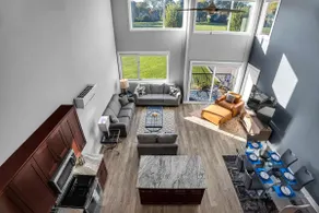 Elegant Parkside Retreat - Image 2