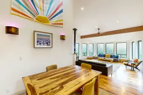 Dog-friendly gem on 10 acres with sweeping view - - Image 4
