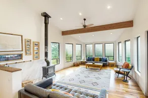 Dog-friendly gem on 10 acres with sweeping view - - Image 2