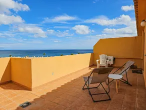 Beautiful sea views duplex penthouse in Manilva - Image 2