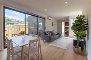 Joe-3B2B Free Parking- Near BoxHillCentral - Image 4