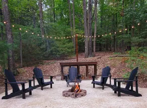 Cozy Romantic Getaway-Hot Tub, Fire Pit, Ping Pong - Image 2