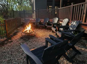 5000 sq. ft. Estate w/ Hot Tub · Theater · Valley - Image 5