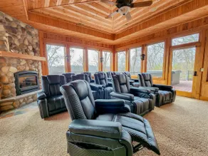 5000 sq. ft. Estate w/ Hot Tub · Theater · Valley - Image 3