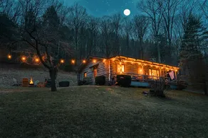 Stargazing Cabin | Fireplace • Fire Pit • Porch - Image 4
