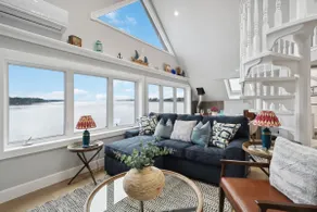 Stunning ocean views! A little piece of paradise! - Image 2