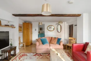 Grade II Listed Cottage in Central Taunton - Image 4