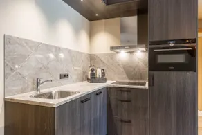 Superior 1-Bedroom Apartment - Image 3