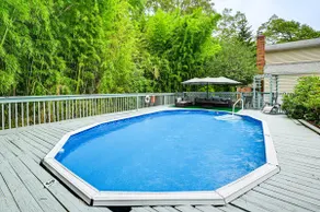 Tranquil & Pet-friendly Estate on Long Island! - Image 2