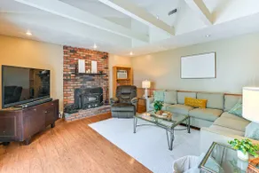 Tranquil & Pet-friendly Estate on Long Island! - Image 5