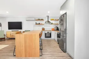 Port Parade - Poolside BBQs and Modern Beach Living - Image 4