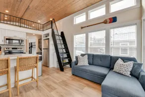 Lake Norman Home w/ Pool Access & Water Views! - Image 3