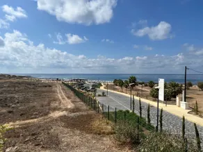 Lighthouse Beach - 3BR Seafront Apt 50m to Beach with Sea Views - Sleeps 6 - Image 4