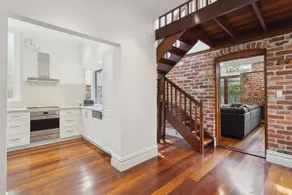 5BR | Walk to Rockeby Rd & Hospital | Kids Toys - Image 5