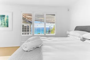 Breathtaking Beach Views in Kiama - Image 2