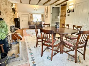 5-Bedroom Swan Cottage, Canal View, Parking,Oxford - Image 2