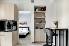Sway - Chic 1-Bedroom Apartment & Balcony in Athens - Image 2