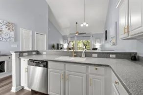 Great 3 BR retreat at Village at the Glen - Image 3