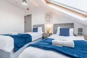 The Kensington - 3 Bedroom Apartment Hull City - Image 2