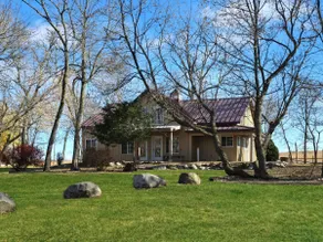 Boji Cottage off West Lake Okoboji - Image 4