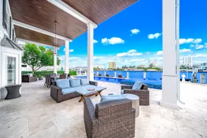 Waterfront Gem! Heated Pool+HotTub! Close 2 Beach! - Image 2