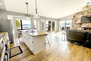 Stunning LakeViews | Private Boat Ramp, Sleeps 12! - Image 4