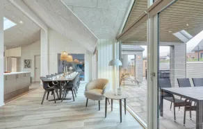 Gorgeous Home In Jesendorf With Sauna - Image 5