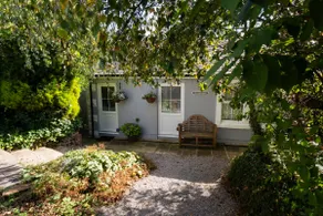 Scenery Hill Hideaways The Coach House Charming Retreat with Jacuzzi and BBQ Hut Near the Lake District - Image 2
