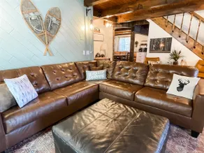 Perfect Family Cabin! 3 Master Suites, Sleeps 10! - Image 5